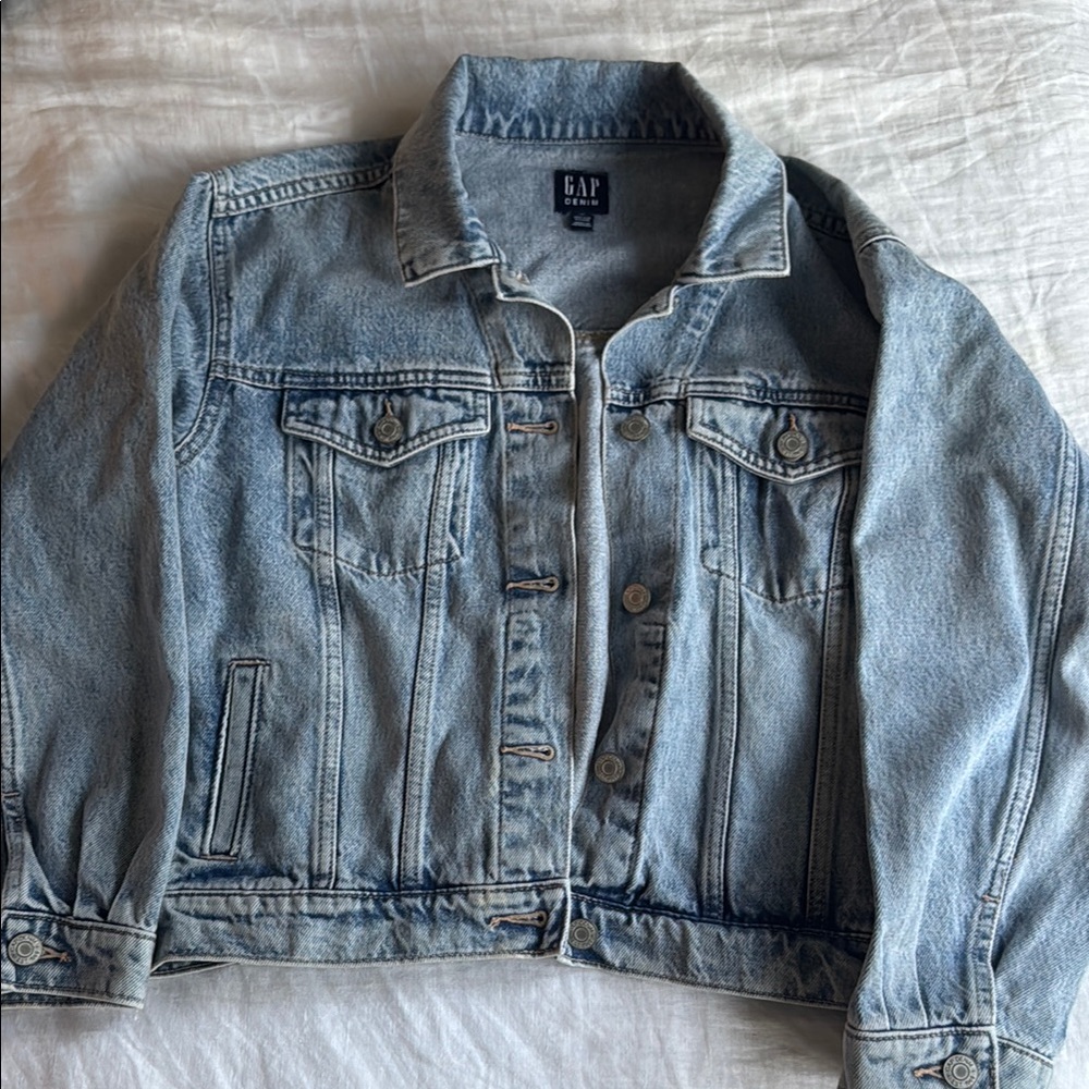 GAP Light Blue Denim Jean Jacket